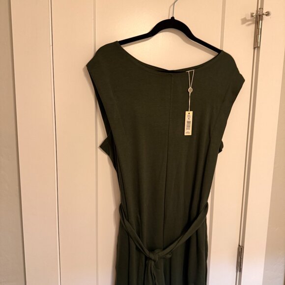 MAX STUDIO Olive Green Cap Sleeve Wide Leg Jumpsuit — Size XL - Picture 6 of 11